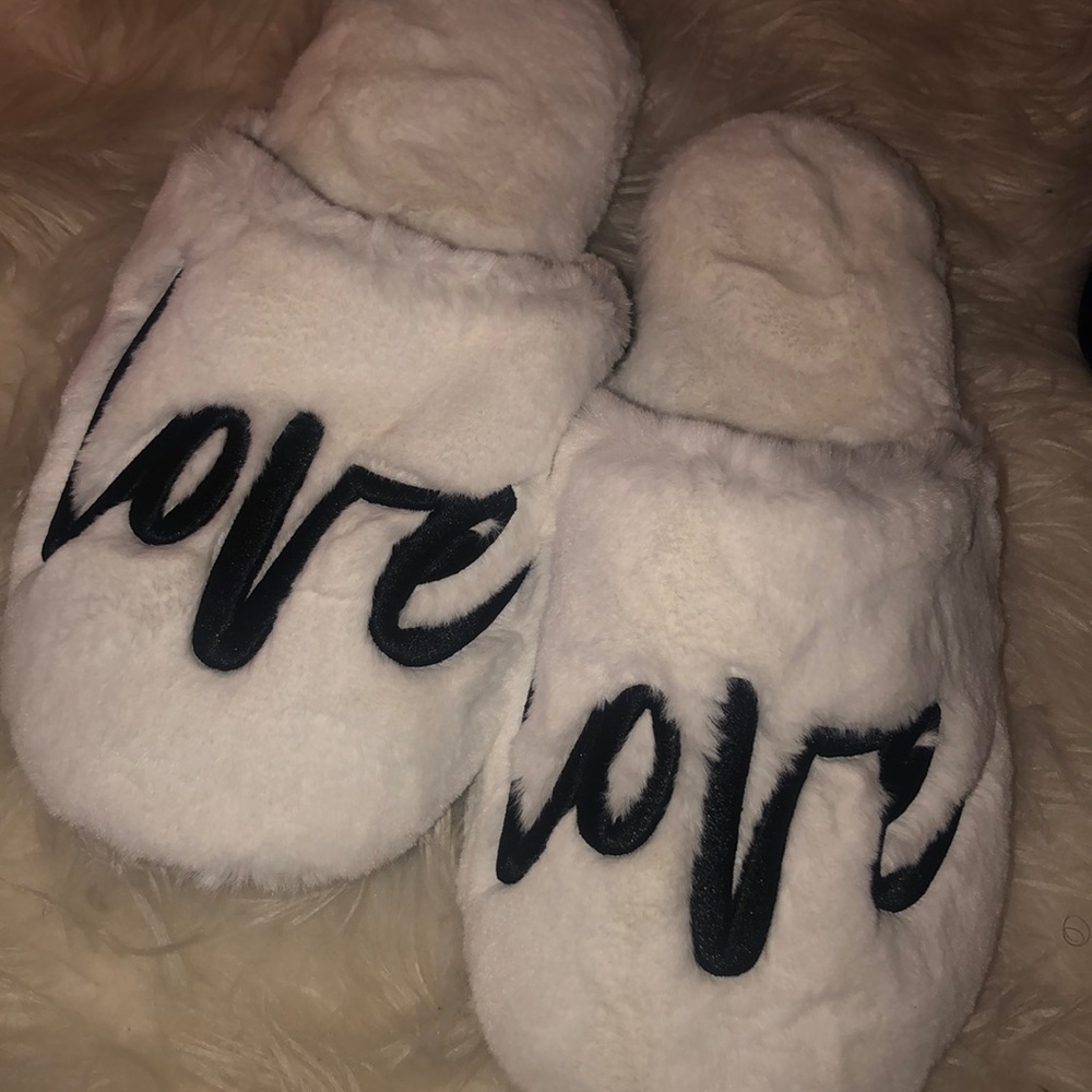 Brand new Victoria Secret house slippers